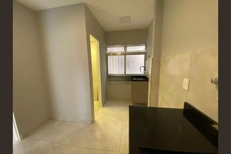 Foto 05 de apartamento à venda com 2 quartos, 73m² em Taquaral, Campinas