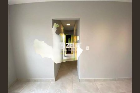 Foto 03 de apartamento à venda com 2 quartos, 73m² em Taquaral, Campinas