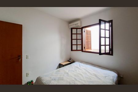 Casa à venda com 3 quartos, 300m² em Santa Efigênia, Belo Horizonte