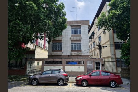 Apartamento para alugar com 65m², 2 quartos e 1 vaga Apartamento para alugar com 65m², 2 quartos e 1 vagaFachada