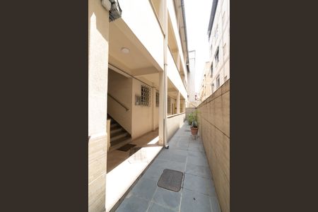 Apartamento para alugar com 65m², 2 quartos e 1 vaga Apartamento para alugar com 65m², 2 quartos e 1 vagaEntrada