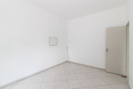 Quarto 1 de apartamento para alugar com 2 quartos, 65m² em Vl Valqueire, Rio de Janeiro