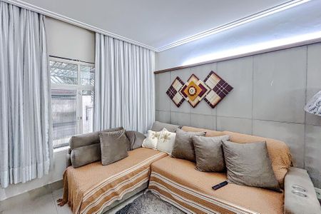 Sala de casa à venda com 3 quartos, 170m² em Água Rasa, São Paulo