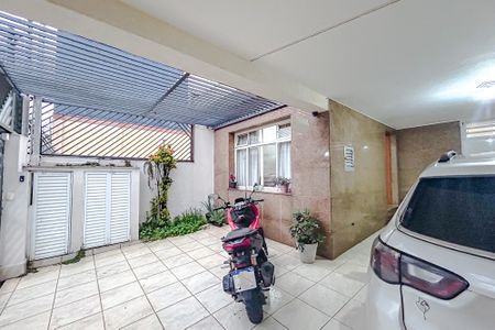 Casa à venda com 170m², 3 quartos e 3 vagasGaragem