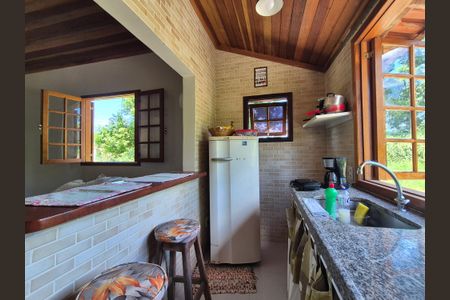 Casa para alugar com 200m², 2 quartos e 10 vagasCozinha