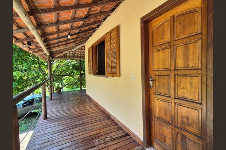 Varanda de casa para alugar com 2 quartos, 200m² em Guaratiba, Rio de Janeiro