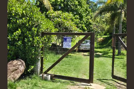 Casa para alugar com 200m², 2 quartos e 10 vagasPlaca