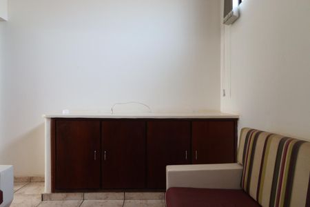 Casa para alugar com 550m², 3 quartos e 3 vagasSala tv