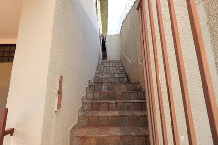 Casa para alugar com 550m², 3 quartos e 3 vagasCorredor