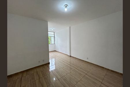 Sala de apartamento para alugar com 2 quartos, 160m² em Quintino Bocaiúva, Rio de Janeiro