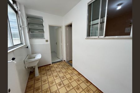 Apartamento para alugar com 160m², 2 quartos e 1 vagaÁrea de Serviço