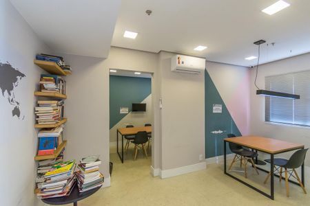 Apartamento à venda com 65m², 3 quartos e 1 vaga Apartamento à venda com 65m², 3 quartos e 1 vagaÁrea comum - Espaço de Leitura