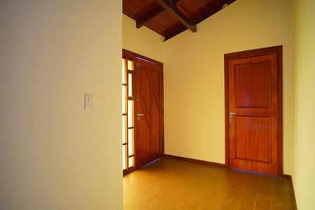 Hall de entrada  de casa à venda com 5 quartos, 290m² em Jardim Itu, Porto Alegre