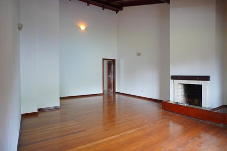 Sala  de casa à venda com 5 quartos, 290m² em Jardim Itu, Porto Alegre