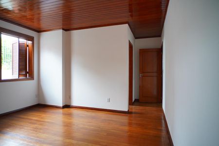 Casa à venda com 290m², 5 quartos e 3 vagas Casa à venda com 290m², 5 quartos e 3 vagasQuarto suíte 2