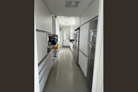 Foto 11 de apartamento à venda com 3 quartos, 197m² em Consolação, São Paulo
