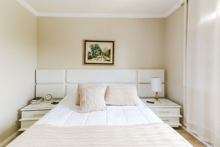 Casa de condomínio à venda com 350m², 4 quartos e 4 vagas Casa de condomínio à venda com 350m², 4 quartos e 4 vagasSuíte 01