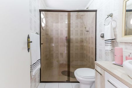 Casa de condomínio à venda com 350m², 4 quartos e 4 vagas Casa de condomínio à venda com 350m², 4 quartos e 4 vagasSuíte 02