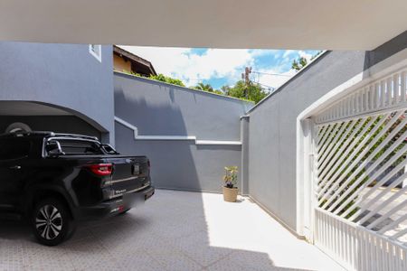 Casa de condomínio à venda com 350m², 4 quartos e 4 vagas Casa de condomínio à venda com 350m², 4 quartos e 4 vagasGaragem