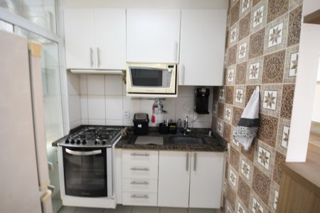 Apartamento à venda com 70m², 3 quartos e 2 vagasCozinha