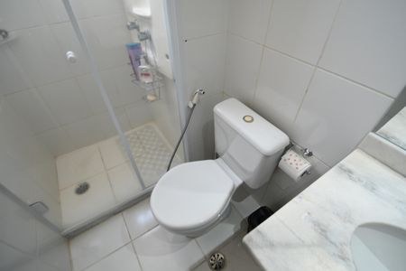 Apartamento à venda com 70m², 3 quartos e 2 vagasBanheiro Social