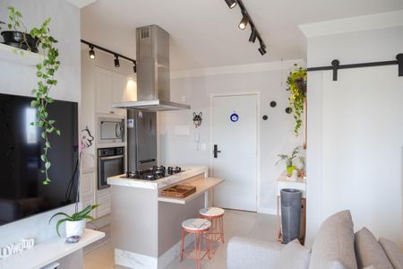 Apartamento à venda com 2 quartos, 55m² em Vila Galvão, Guarulhos