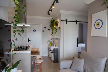 Apartamento à venda com 2 quartos, 55m² em Vila Galvão, Guarulhos