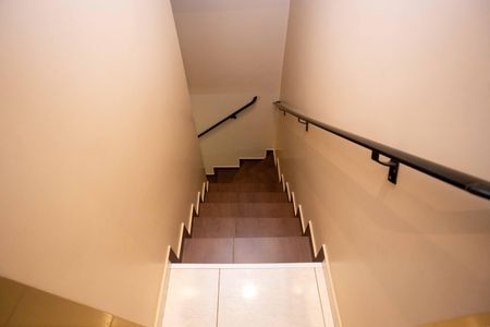 Casa para alugar com 190m², 3 quartos e 1 vagaEscada