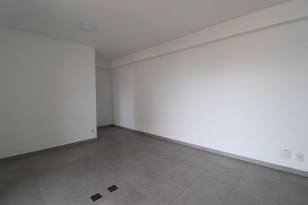 Apartamento para alugar com 33m², 1 quarto e 1 vagaSala / Quarto