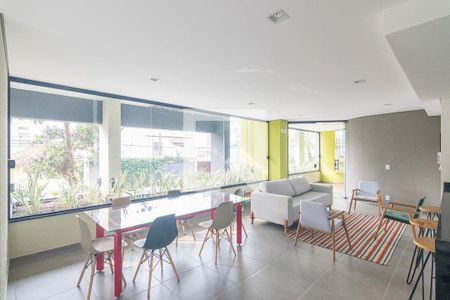 Apartamento para alugar com 33m², 1 quarto e 1 vaga Apartamento para alugar com 33m², 1 quarto e 1 vagaÁrea comum - Salão de festas