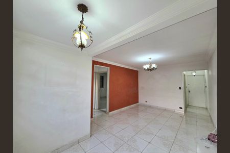 Apartamento para alugar com 74m², 2 quartos e 1 vagaSala