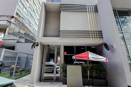Studio à venda com 28m², 1 quarto e sem vaga Studio à venda com 28m², 1 quarto e sem vagaFachada - Plaquinha