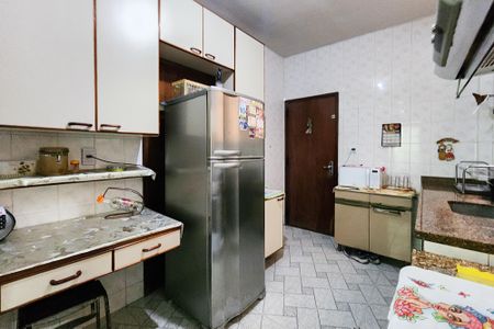 Apartamento para alugar com 66m², 2 quartos e 1 vagaCozinha 