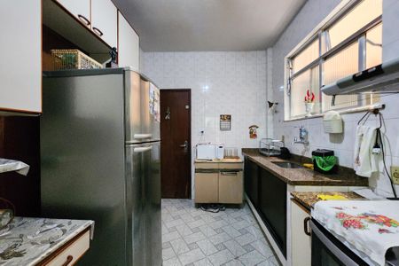 Apartamento para alugar com 66m², 2 quartos e 1 vagaCozinha 