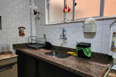 Apartamento para alugar com 66m², 2 quartos e 1 vagaCozinha 