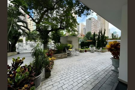 Apartamento para alugar com 200m², 3 quartos e 2 vagas