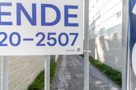 Apartamento à venda com 60m², 2 quartos e 1 vagaPlaquinha