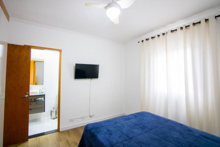 Casa à venda com 235m², 2 quartos e 8 vagasQuarto 1 - Suíte