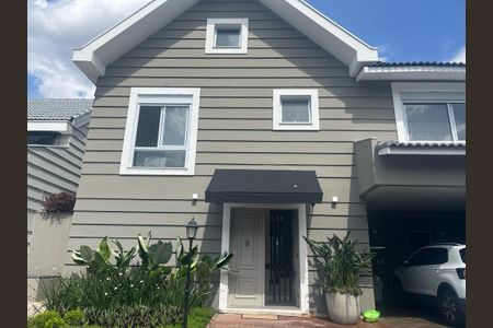 Casa de condomínio à venda com 273m², 4 quartos e 3 vagas