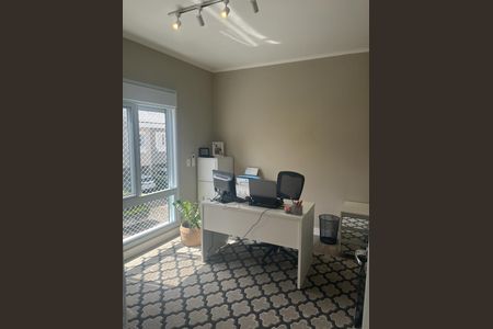 Casa de condomínio à venda com 273m², 4 quartos e 3 vagas Casa de condomínio à venda com 273m², 4 quartos e 3 vagasescritório