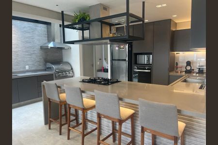 Cozinha de casa de condomínio à venda com 4 quartos, 273m² em Morumbi, São Paulo