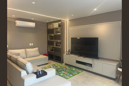 Sala de casa de condomínio à venda com 4 quartos, 273m² em Morumbi, São Paulo