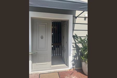 Casa de condomínio à venda com 273m², 4 quartos e 3 vagas