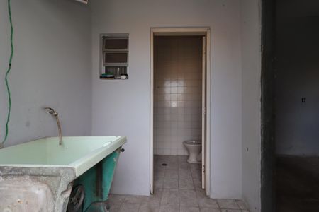 Casa à venda com 129m², 2 quartos e 2 vagasEdícula - Área de Serviço