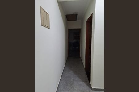 Corredor de casa à venda com 3 quartos, 212m² em Vila Humaita, Santo André