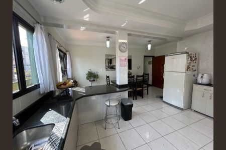 Cozinha de casa à venda com 3 quartos, 212m² em Vila Humaita, Santo André