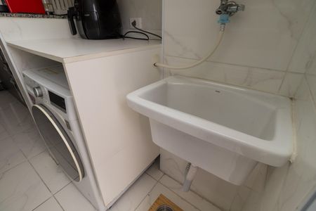 Casa à venda com 78m², 2 quartos e 2 vagas Casa à venda com 78m², 2 quartos e 2 vagasÁrea de Serviço