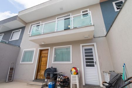 Casa à venda com 78m², 2 quartos e 2 vagas Casa à venda com 78m², 2 quartos e 2 vagasFachada interna