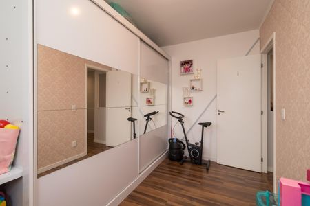 Casa à venda com 78m², 2 quartos e 2 vagas Casa à venda com 78m², 2 quartos e 2 vagasQuarto