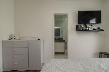 Casa à venda com 78m², 2 quartos e 2 vagas Casa à venda com 78m², 2 quartos e 2 vagasSuíte